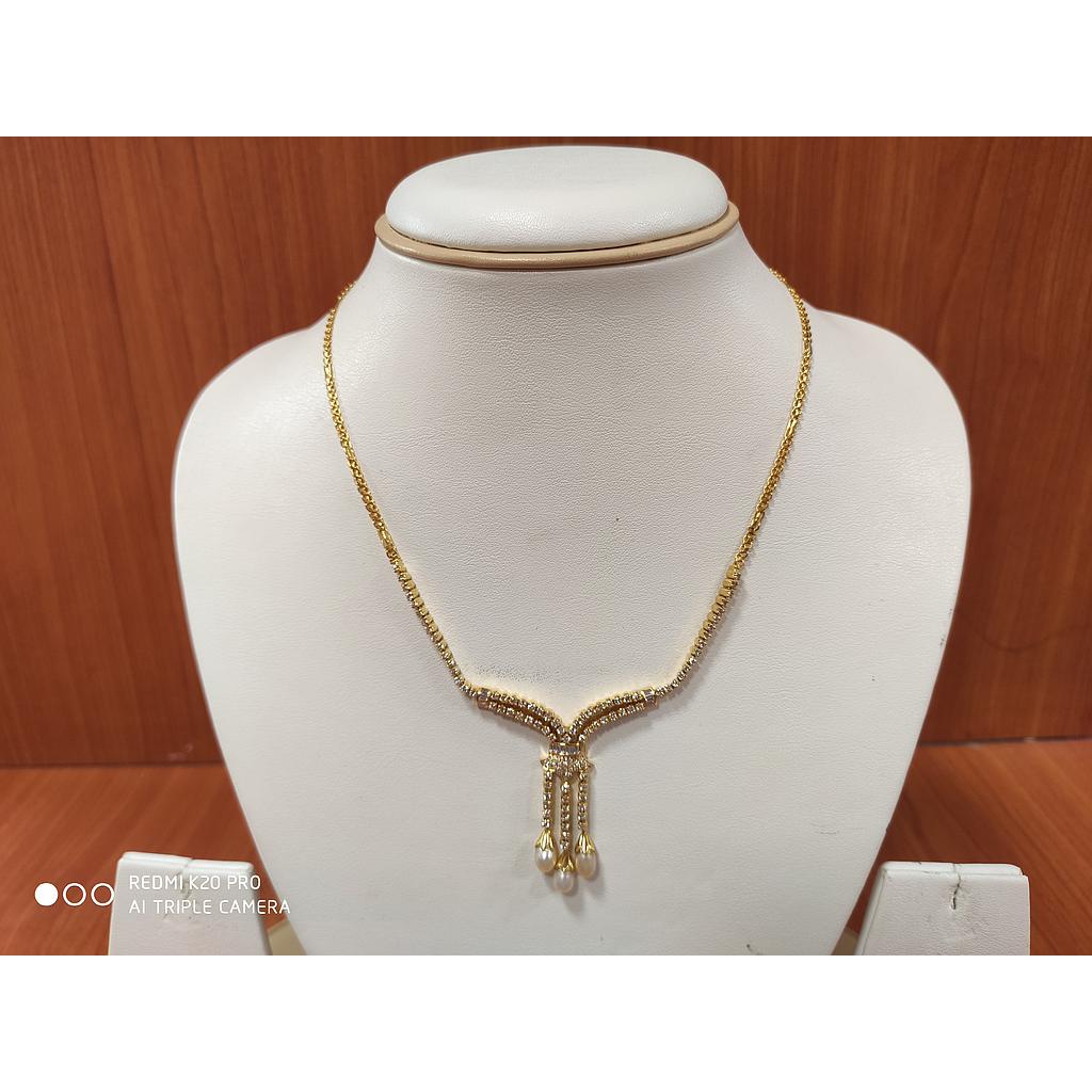 DIAMOND NECKLACE