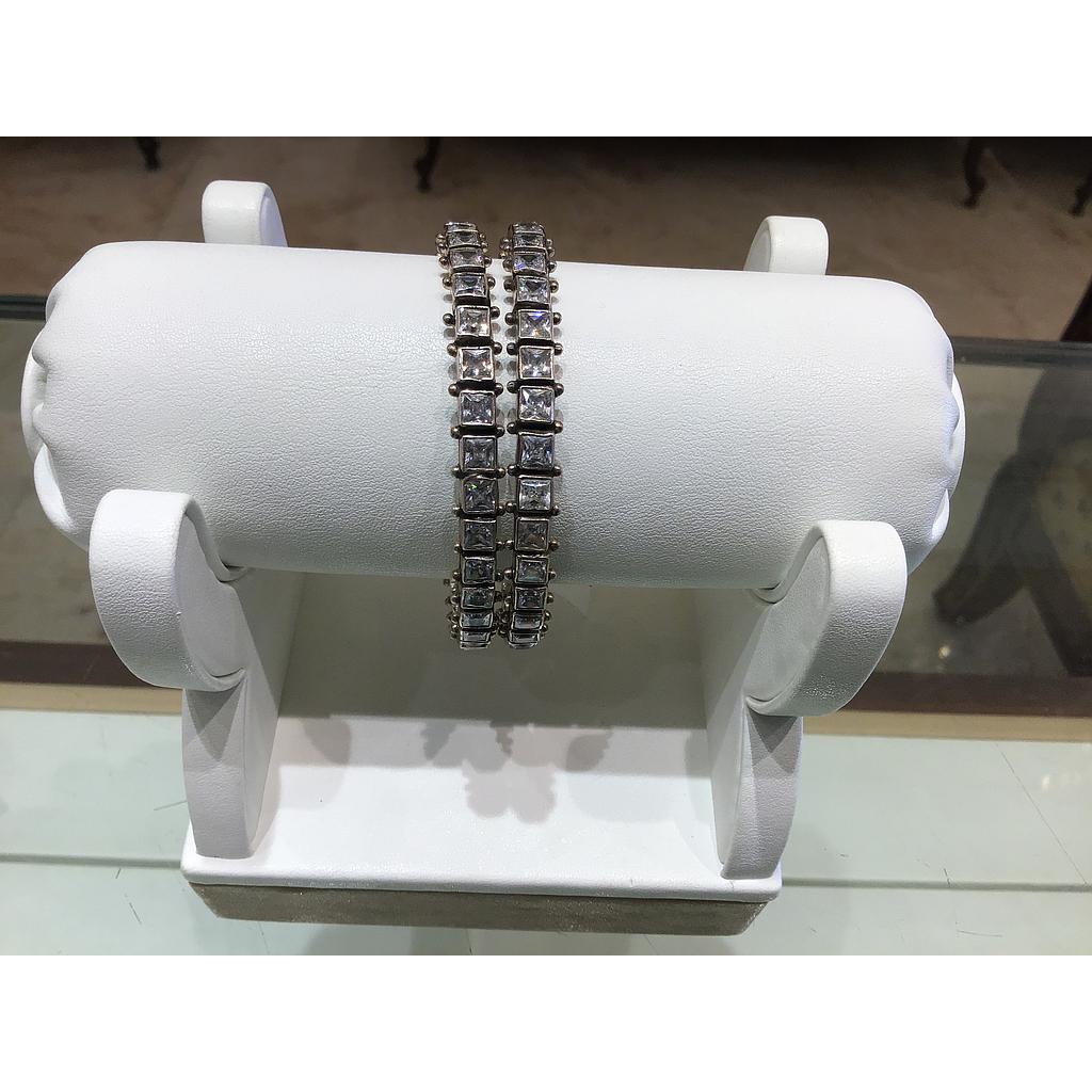 SILVER BANGLE